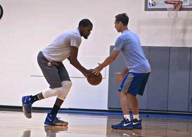 對於賈斯汀 對於賈斯汀